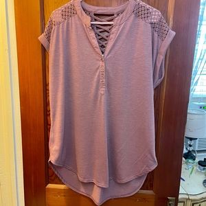 No Boundaries High-Low Crochet Lace Top